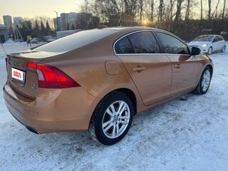 2013 Volvo S60 II Рестайлинг, оранжевый, 1150000 рублей, вид 4