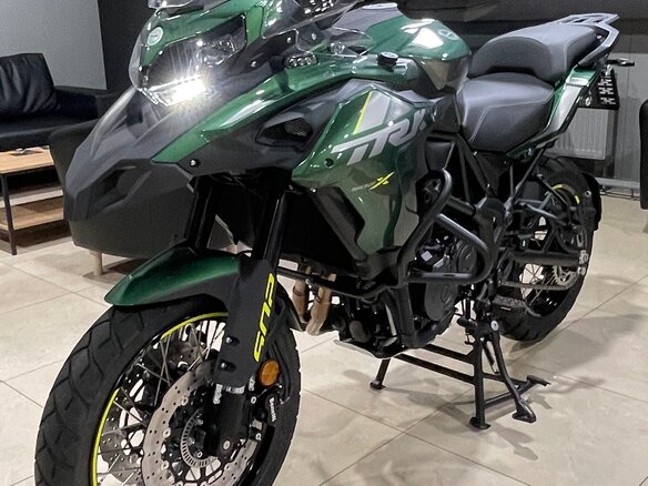 2026 Benelli TRK 502 X, зелёный, 659000 рублей - вид 1