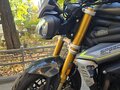 2021 Triumph Speed Triple, серый, 900000 рублей - вид 6