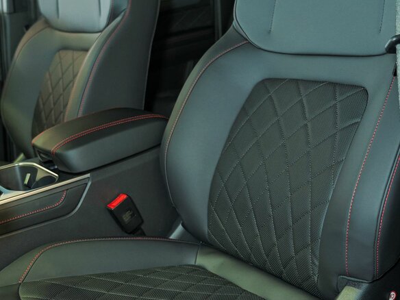 2026 JAC T9 Urban, чёрный, 3759000 рублей - вид 20