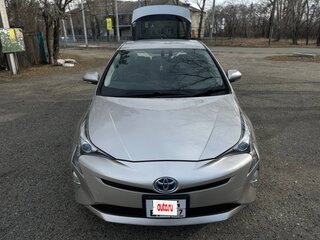 2016 Toyota Prius IV (XW50), бежевый, 1200000 рублей, вид 2
