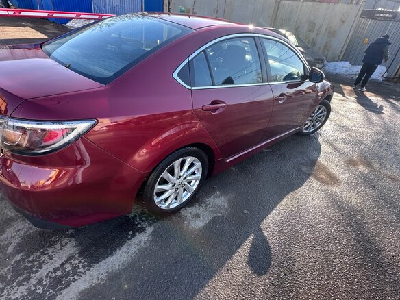 2010 Mazda 6 II (GH) Рестайлинг, красный, 810000 рублей - вид 5