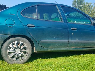 1997 Renault Megane I, зелёный, 125000 рублей, вид 4