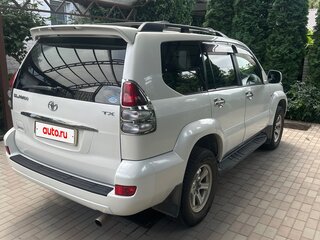2007 Toyota Land Cruiser Prado 120 Series, белый, 1800000 рублей, вид 2