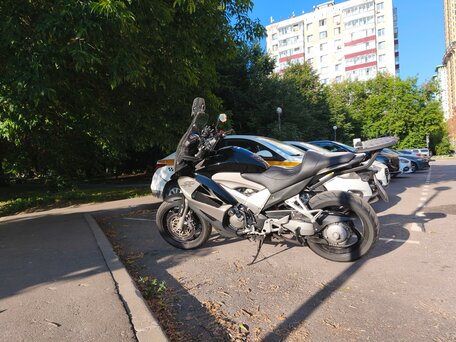 2011 Honda VFR 800X (Crossrunner), чёрный, 555000 рублей, вид 4