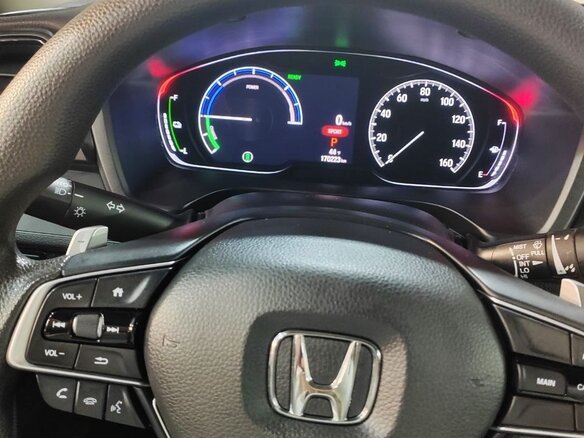 2018 Honda Insight III, серый, 1650000 рублей - вид 9