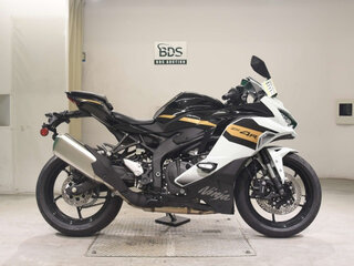 2026 Kawasaki ZX-4, чёрный, 1000000 рублей, вид 1