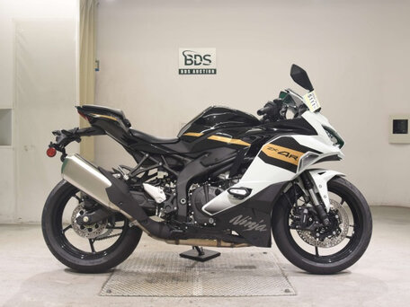2026 Kawasaki ZX-4, чёрный, 1000000 рублей, вид 1