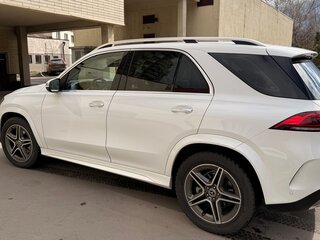 2021 Mercedes-Benz GLE 300 d II (V167), белый, 7500000 рублей, вид 4