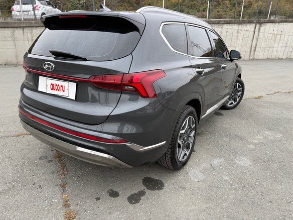 2021 Hyundai Santa Fe IV Рестайлинг, серый, 3798000 рублей - вид 5