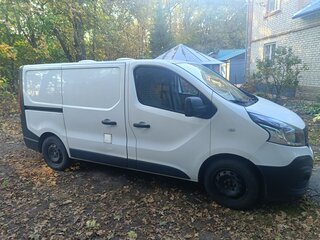 2017 Renault Trafic III, белый, 1800000 рублей, вид 3