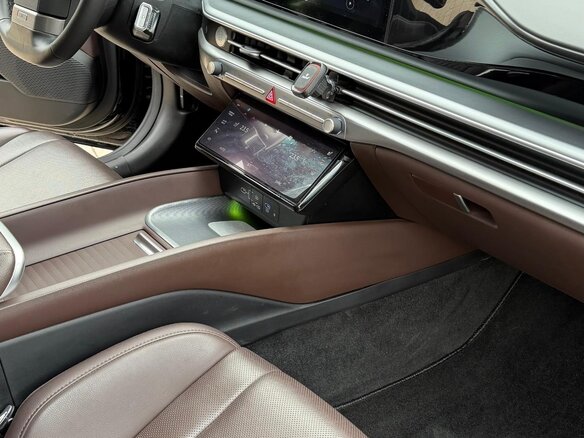 2023 Hyundai Grandeur VII, чёрный, 2500000 рублей - вид 7