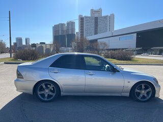 1999 Toyota Altezza, серебристый, 680000 рублей, вид 4