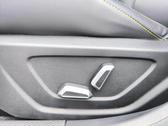 2025 Geely Binyue L, белый, 2220000 рублей - вид 15