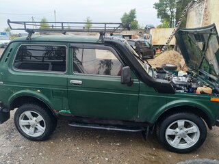 2005 Lada (ВАЗ) 2121 (4x4) I Рестайлинг, зелёный, 270000 рублей, вид 3