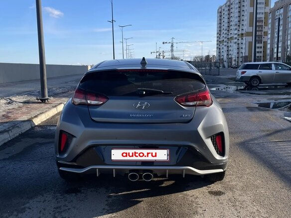 2019 Hyundai Veloster II, серый, 2500000 рублей - вид 3