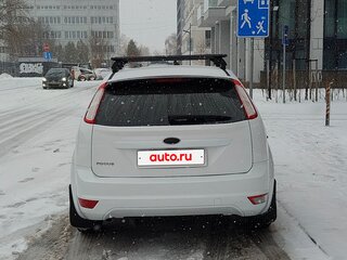 2011 Ford Focus II Рестайлинг, белый, 500000 рублей, вид 4