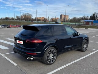 2016 Porsche Cayenne S II Рестайлинг (958), синий, 3850000 рублей, вид 5