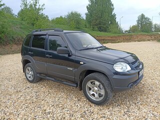 2015 Chevrolet Niva I Рестайлинг, чёрный, 620000 рублей, вид 2