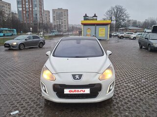 2012 Peugeot 308 I Рестайлинг, белый, 400000 рублей, вид 1