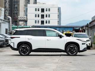 2026 Toyota bZ3X 58.3 kWh, белый, 2750000 рублей, вид 5