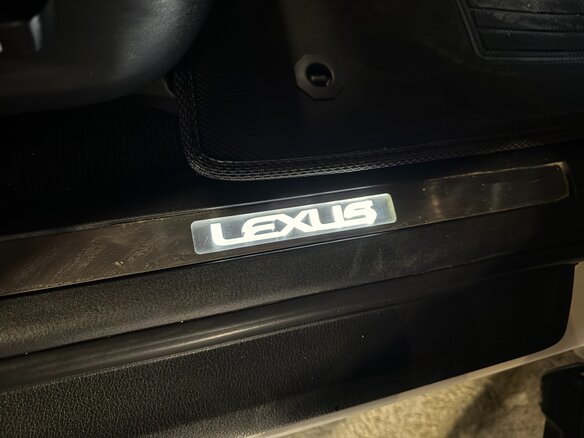 2020 Lexus RX 300 IV Рестайлинг, белый, 4950000 рублей - вид 14