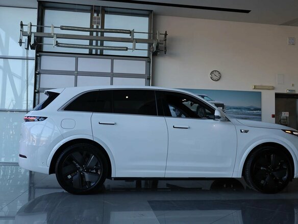 2026 Li Auto (Lixiang) L7 52.3 kWh I Рестайлинг, белый, 10590000 рублей - вид 1