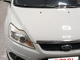 2011 Ford Focus II Рестайлинг, белый, 600000 рублей, вид 1