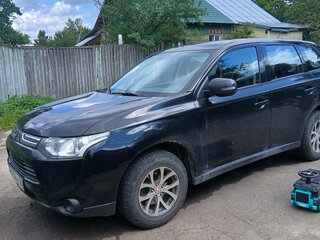 2013 Mitsubishi Outlander III, чёрный, 1289000 рублей, вид 1