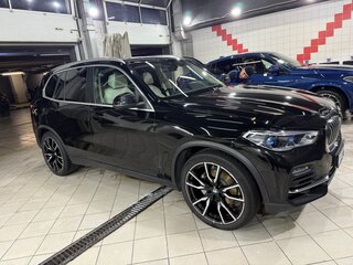 2019 BMW X5 30d IV (G05/G18), чёрный, 6999000 рублей, вид 1