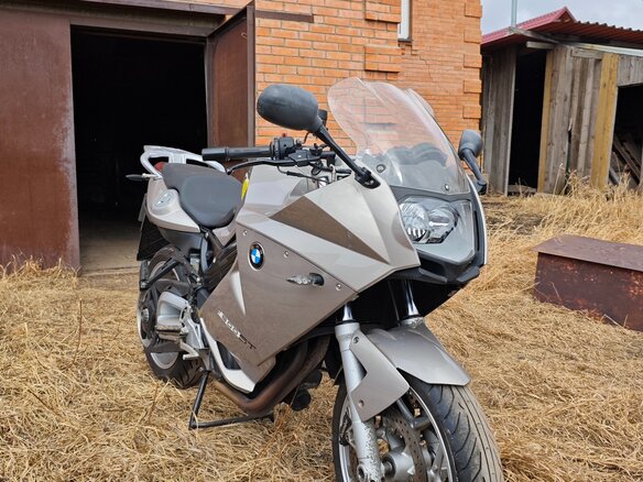 2010 BMW F 800 ST, серый, 560000 рублей - вид 2
