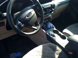 2020 Ford Escape IV, белый, 1800000 рублей, вид 3