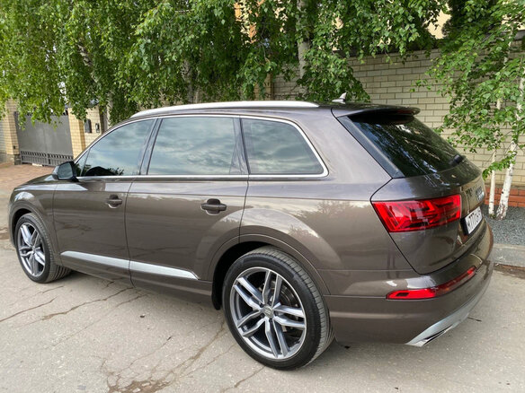 2016 Audi Q7 II (4M), коричневый, 3850000 рублей - вид 4