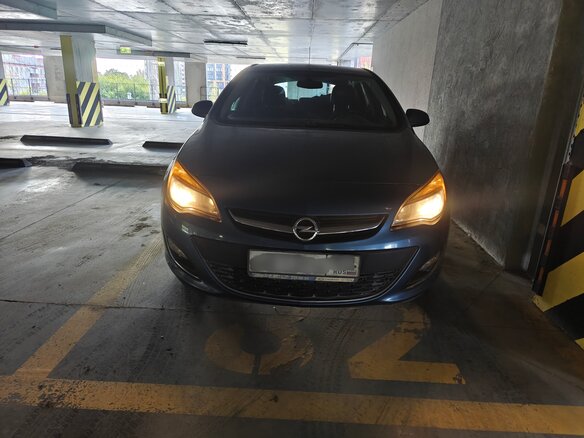 2013 Opel Astra J Рестайлинг, синий - вид 2