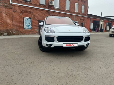 2015 Porsche Cayenne Diesel II Рестайлинг (958), белый, 3942000 рублей, вид 1