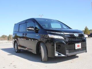 2018 Toyota Voxy III (R80) Рестайлинг, чёрный, 2350000 рублей, вид 4