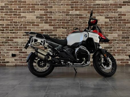 2025 BMW R 1300 GS Adventure, красный, 3490000 рублей, вид 4