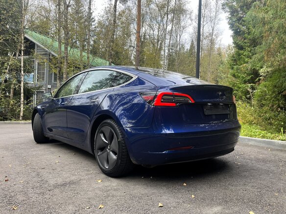 2020 Tesla Model 3 Standart Plus I, синий, 2590000 рублей