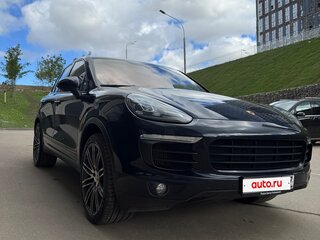 2017 Porsche Cayenne S Diesel II Рестайлинг (958), синий, 7500000 рублей, вид 4