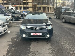 2016 Toyota Camry VII (XV50) Рестайлинг, чёрный, 2200000 рублей, вид 4
