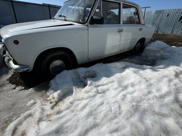 1979 Lada (ВАЗ) 21013, белый, 130000 рублей - вид 2