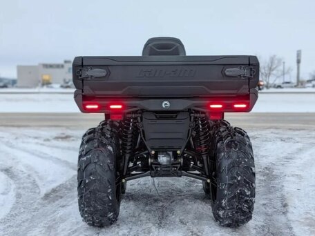 2026 BRP Can-Am Outlander Max 6x6 1000R, чёрный, 2635000 рублей, вид 4