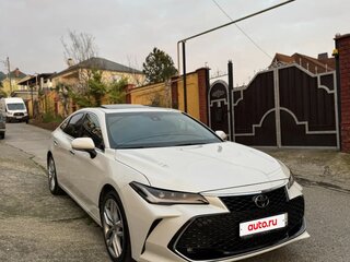 2022 Toyota Avalon V, белый, 3280000 рублей, вид 3