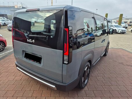 2026 Kia PV5 71.2 kWh, серебристый, 4230000 рублей, вид 5