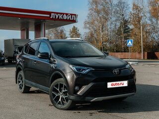 2018 Toyota RAV4 IV (XA40) Рестайлинг, серый, 2560000 рублей, вид 3