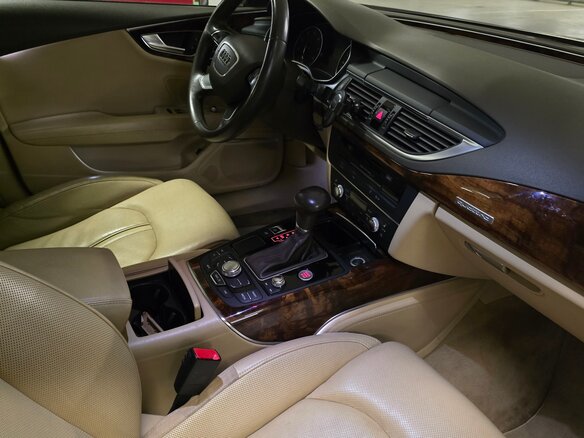 2010 Audi A7 I (4G), бежевый, 2500000 рублей - вид 9