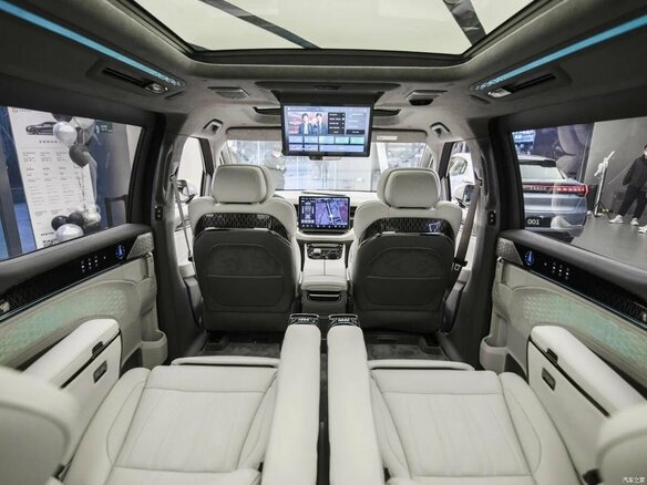 2025 Zeekr 009 140 kWh I Рестайлинг, чёрный, 13000000 рублей - вид 15