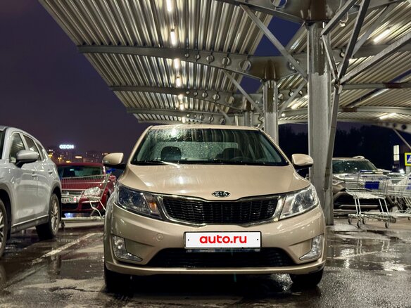 2012 Kia Rio 4-speed III, бежевый - вид 1