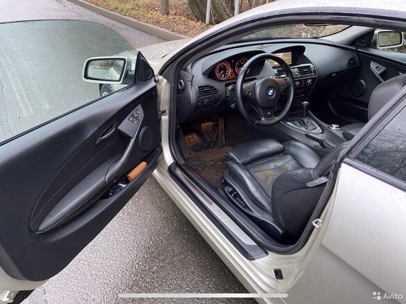 2006 BMW 6 серии 650i II (E63/E64), серебристый, 1250000 рублей - вид 10