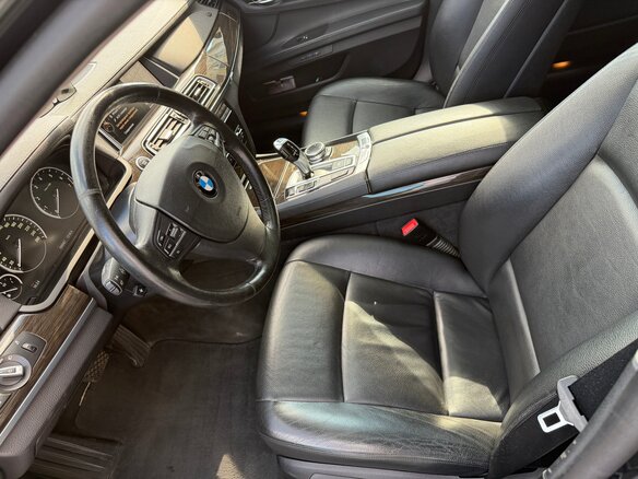 2015 BMW 7 серии Long 750Li xDrive V (F01/F02/F04) Рестайлинг, чёрный, 2869000 рублей - вид 10
